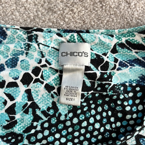 Chico’s set of multi-colored shirts sz.1 - Picture 3 of 5